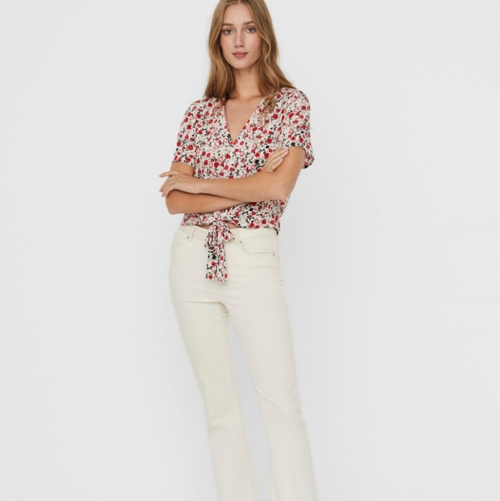 NWT Vero Moda tie front top / L